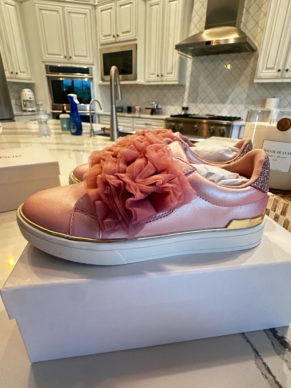 Girls Pink Ruffle Slip-On Platform Sneakers